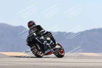 media/Oct-13-2025-Moto Forza (Mon) [[a66d839500]]/3-B Group/Session 4 (Turn 9)/